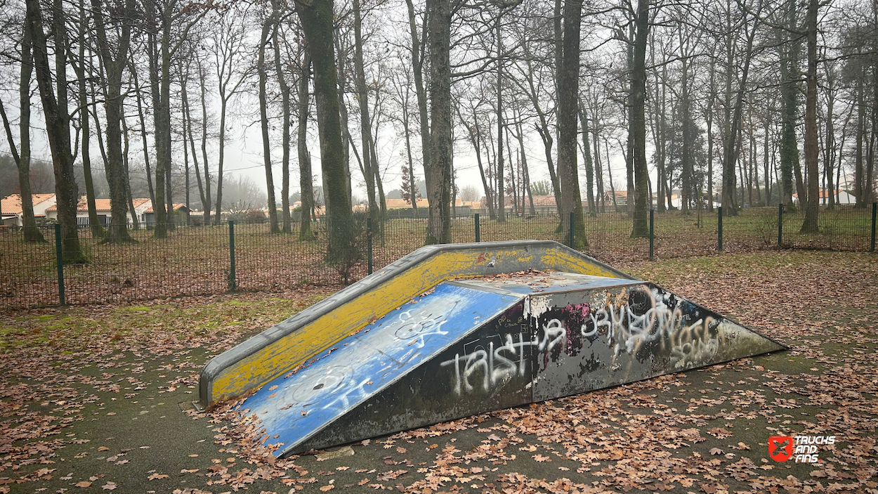 Breuillet skatepark